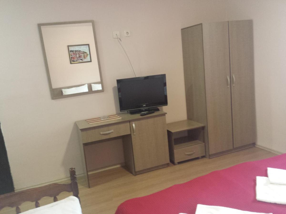 Guest House Ginek オフリド 部屋 写真